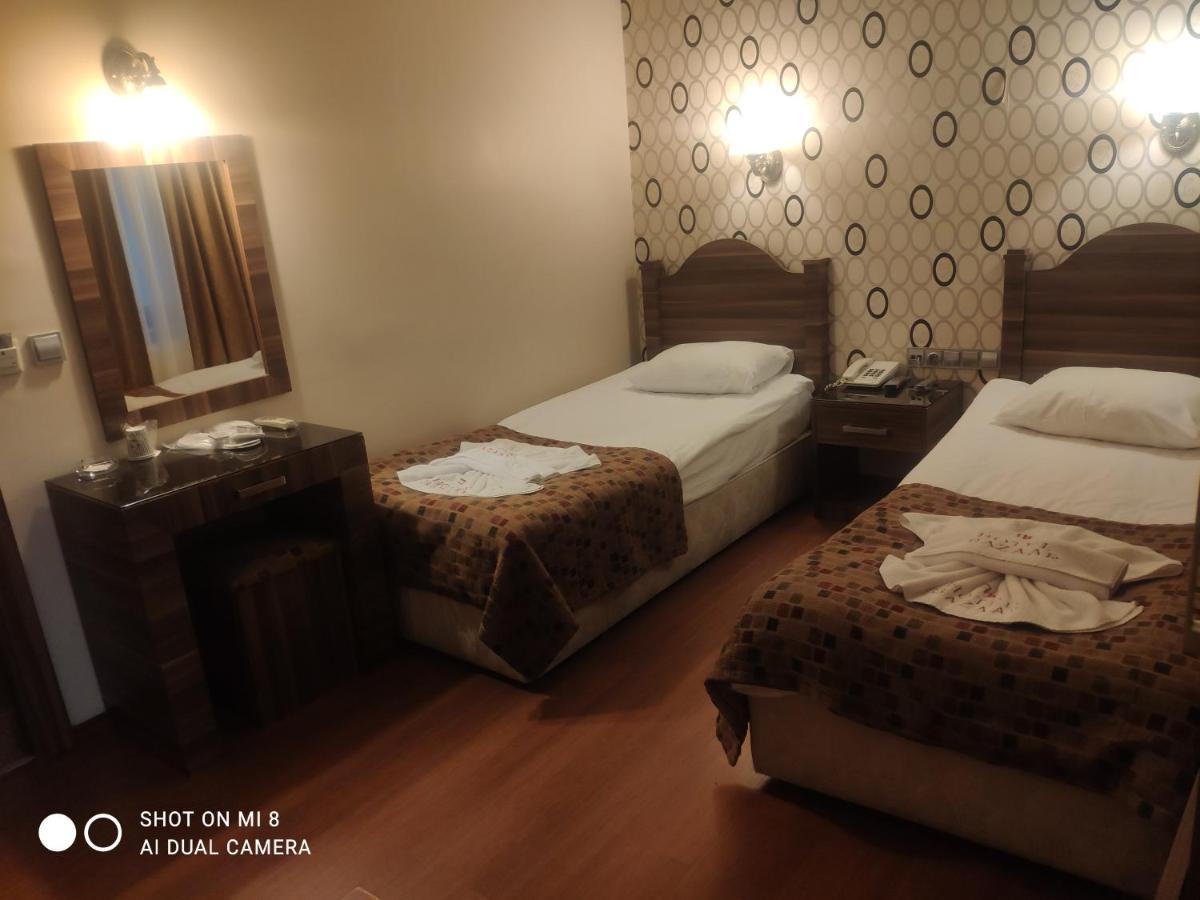 Bazaar Hotel Istanboel